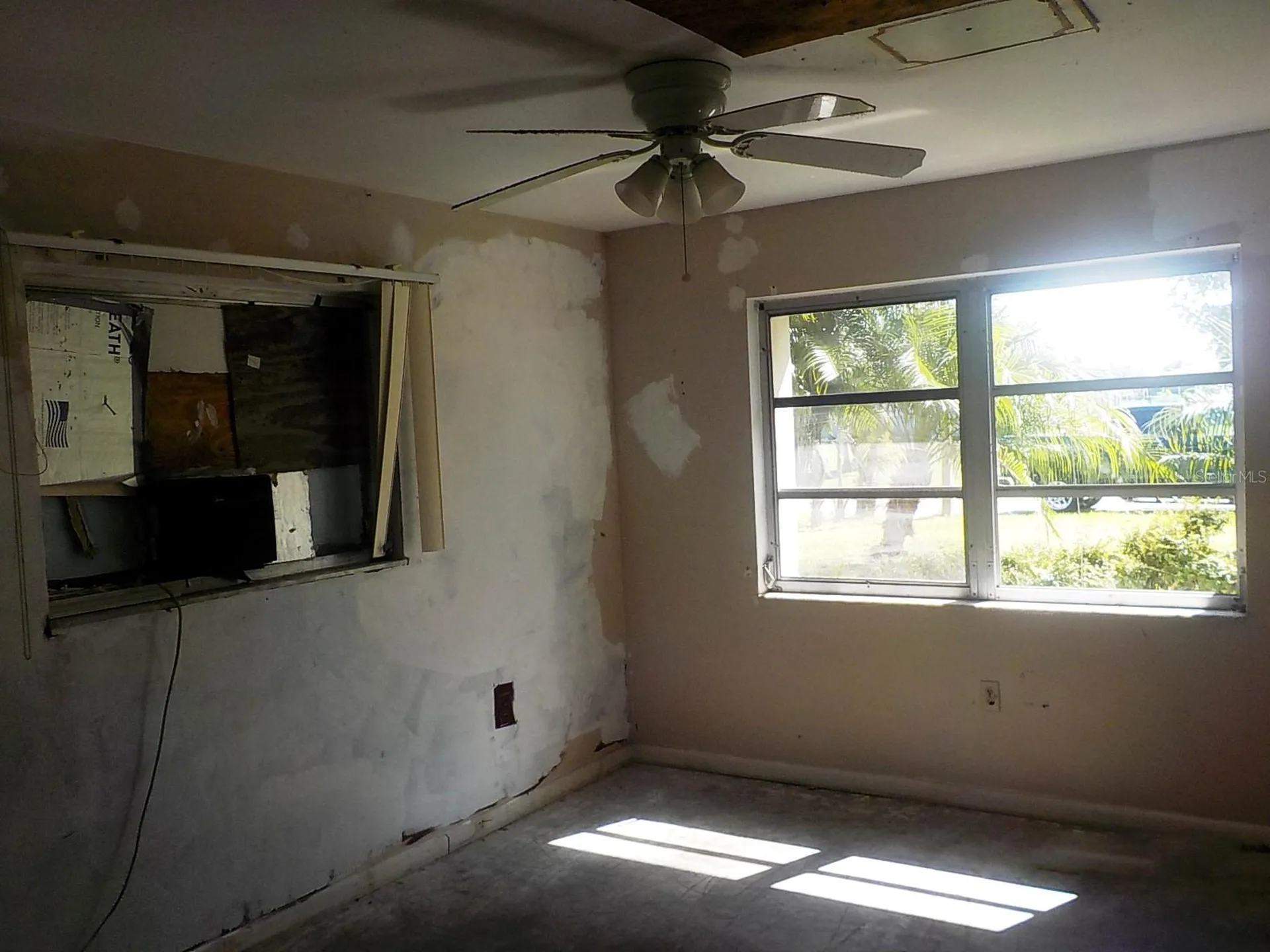 30 Oakland Hills Court Rotonda West FL 33947