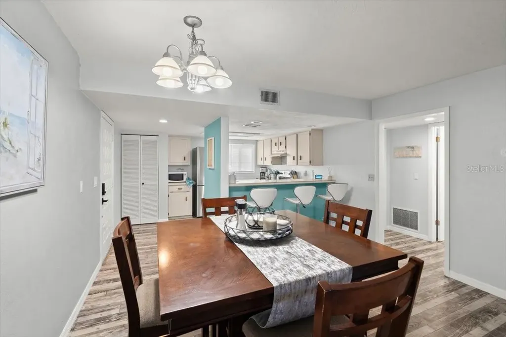 102 Bob White Court Daytona Beach FL 32119