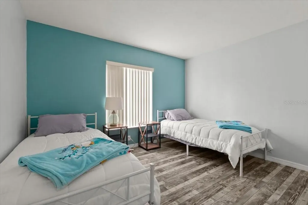 102 Bob White Court Daytona Beach FL 32119