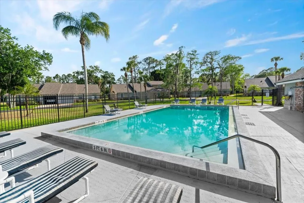 102 Bob White Court Daytona Beach FL 32119