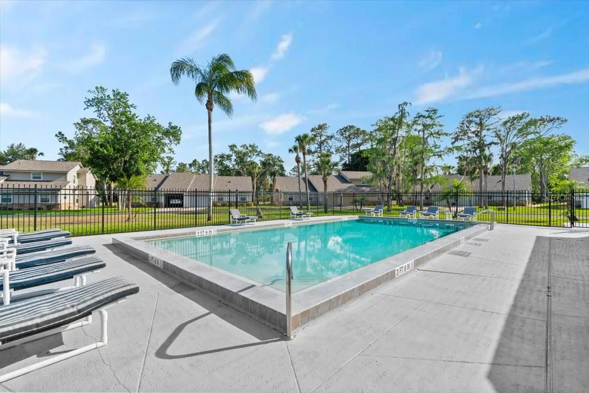 102 Bob White Court Daytona Beach FL 32119