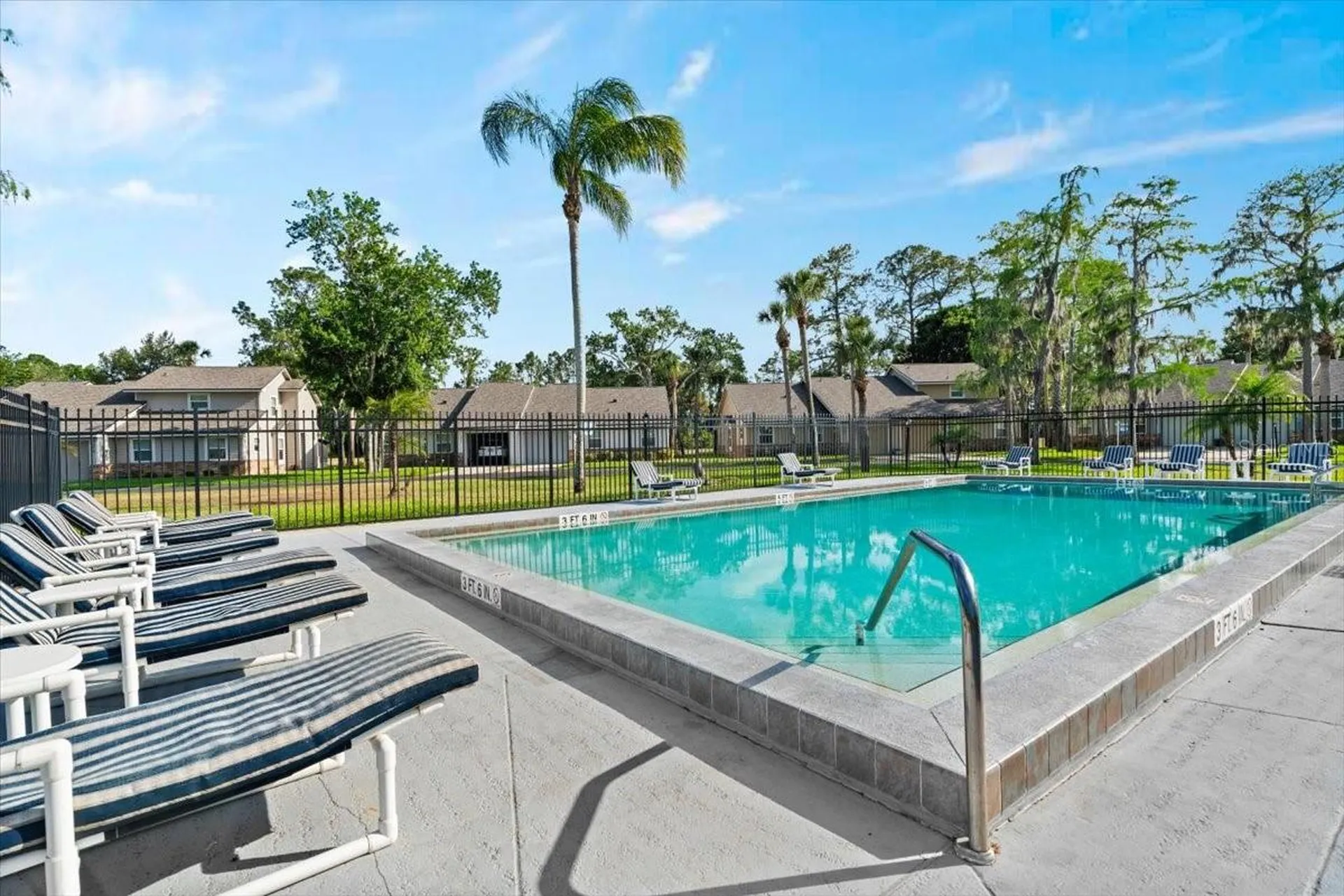 102 Bob White Court Daytona Beach FL 32119
