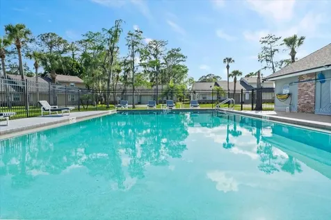 102 Bob White Court Daytona Beach FL 32119
