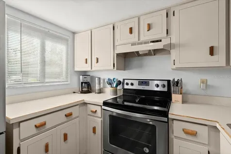 102 Bob White Court Daytona Beach FL 32119