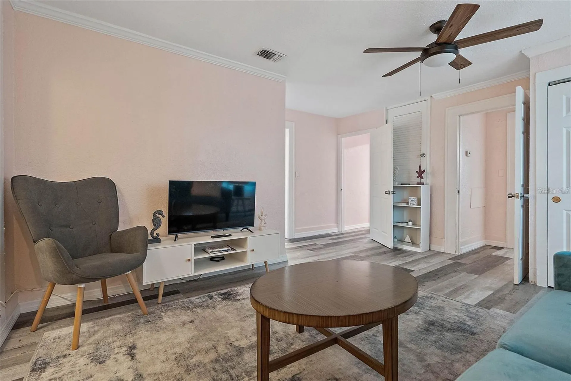 623 Mound Park Way S St Petersburg FL 33701