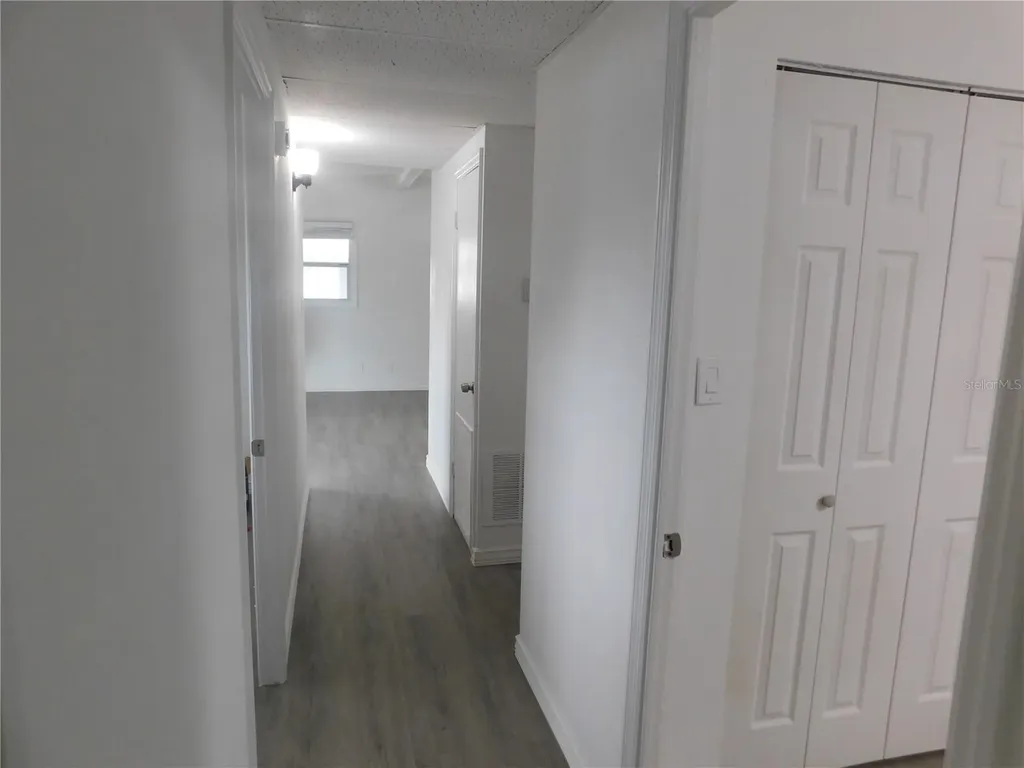 2015 Wishing Well Way Tampa FL 33619