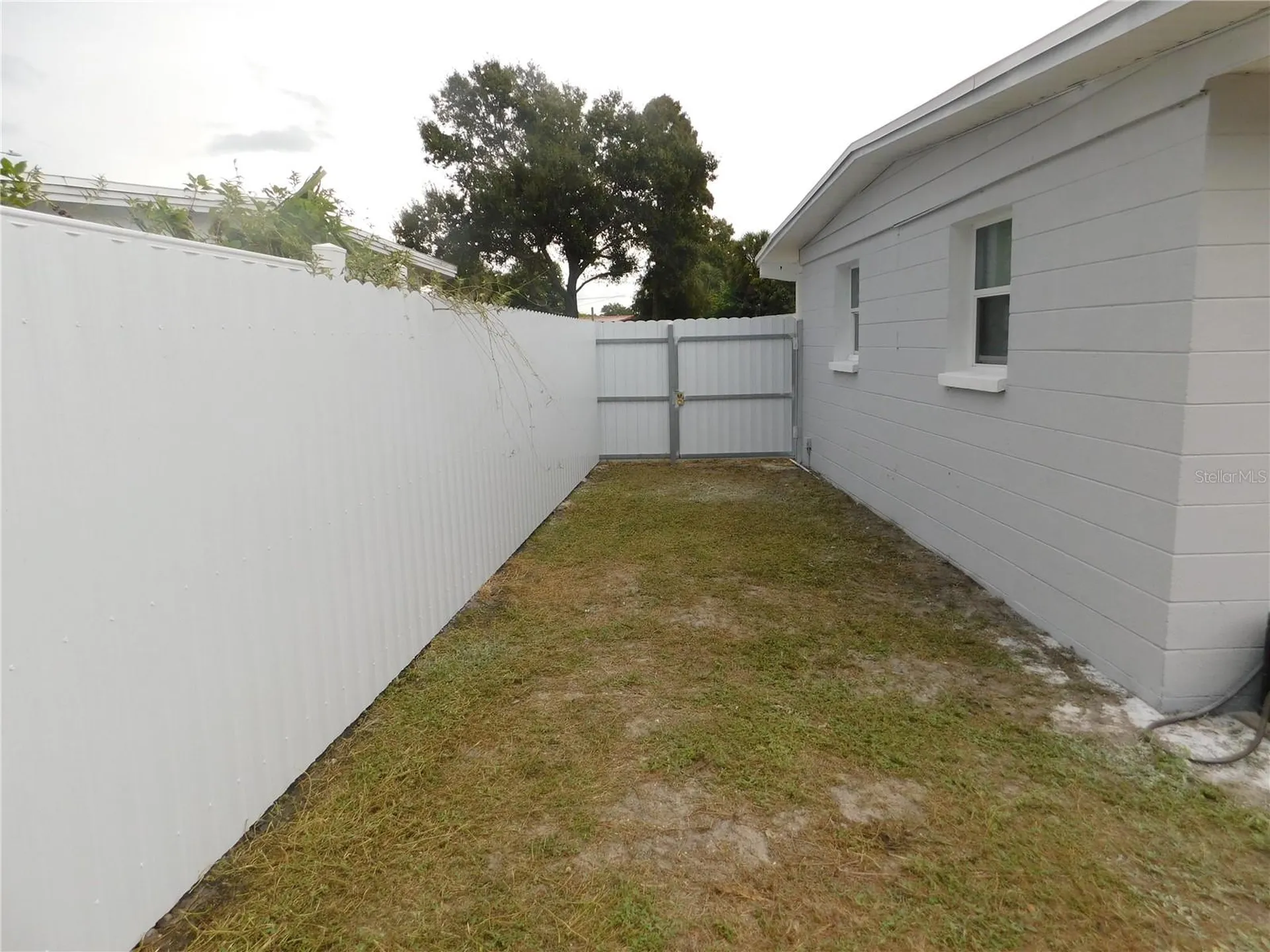 2015 Wishing Well Way Tampa FL 33619