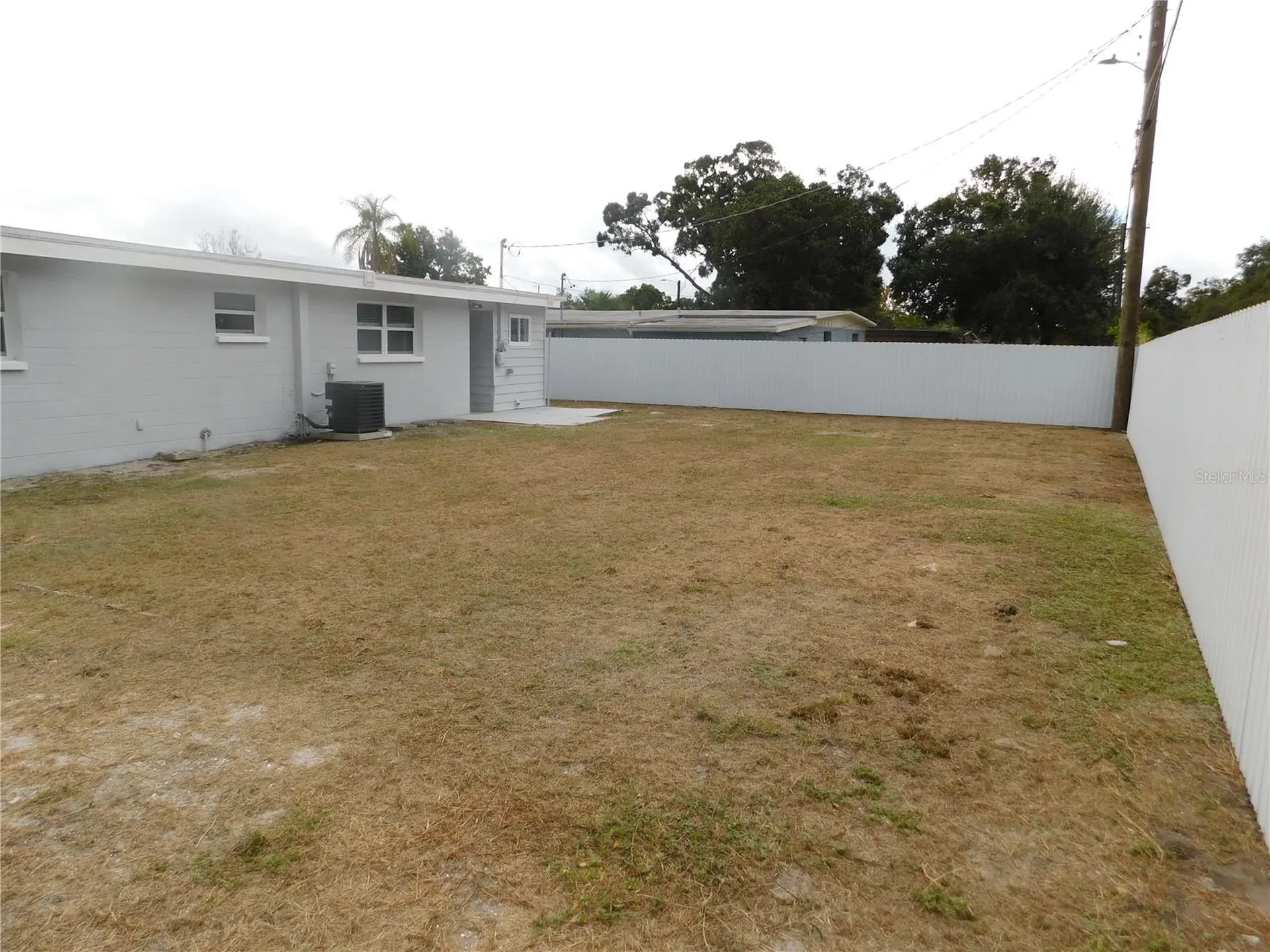 2015 Wishing Well Way Tampa FL 33619