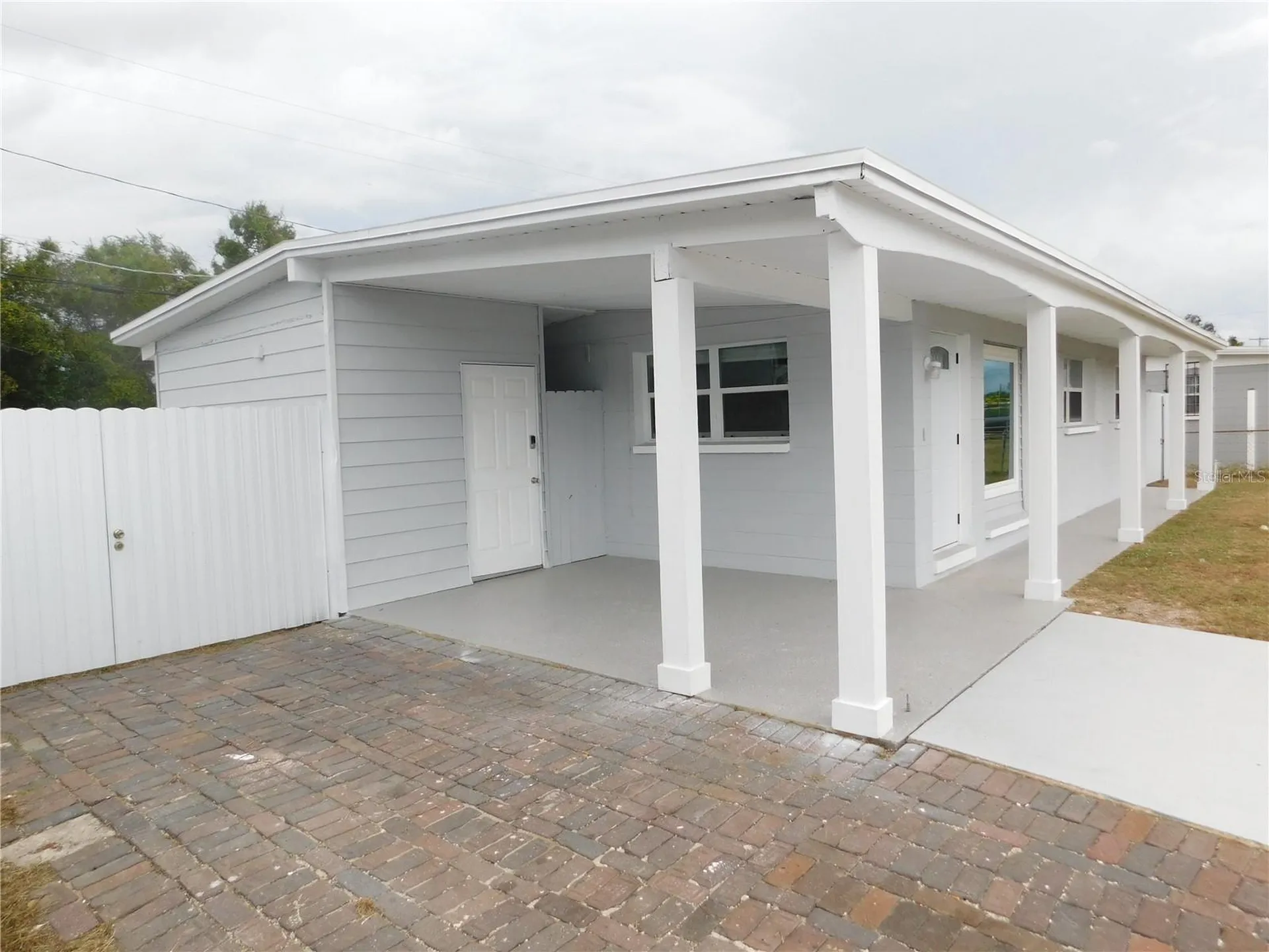 2015 Wishing Well Way Tampa FL 33619
