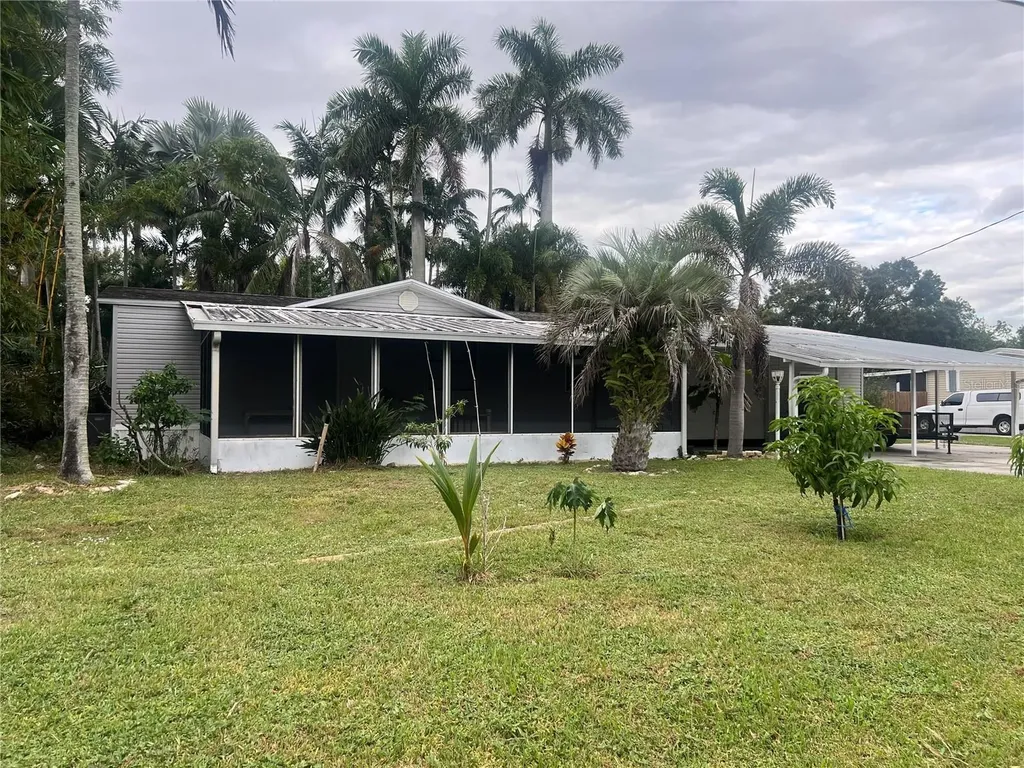 2833 SE 18th Terrace Okeechobee FL 34974