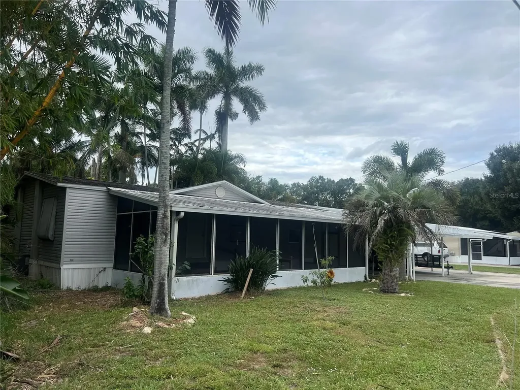2833 SE 18th Terrace Okeechobee FL 34974