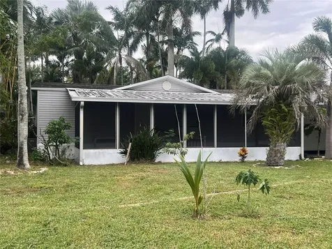 2833 SE 18th Terrace Okeechobee FL 34974