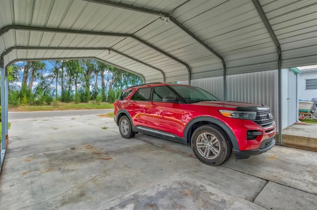3831 115th Street Court W Bradenton FL 34210