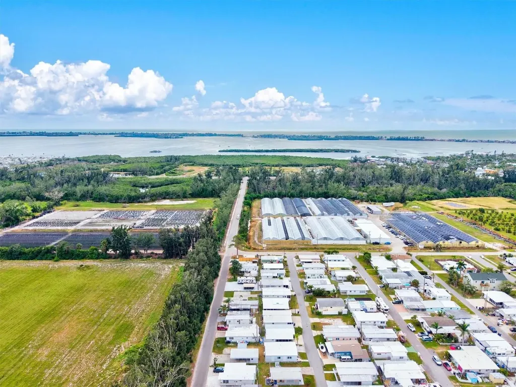 3831 115th Street Court W Bradenton FL 34210