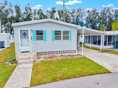 3831 115th Street Court W Bradenton FL 34210