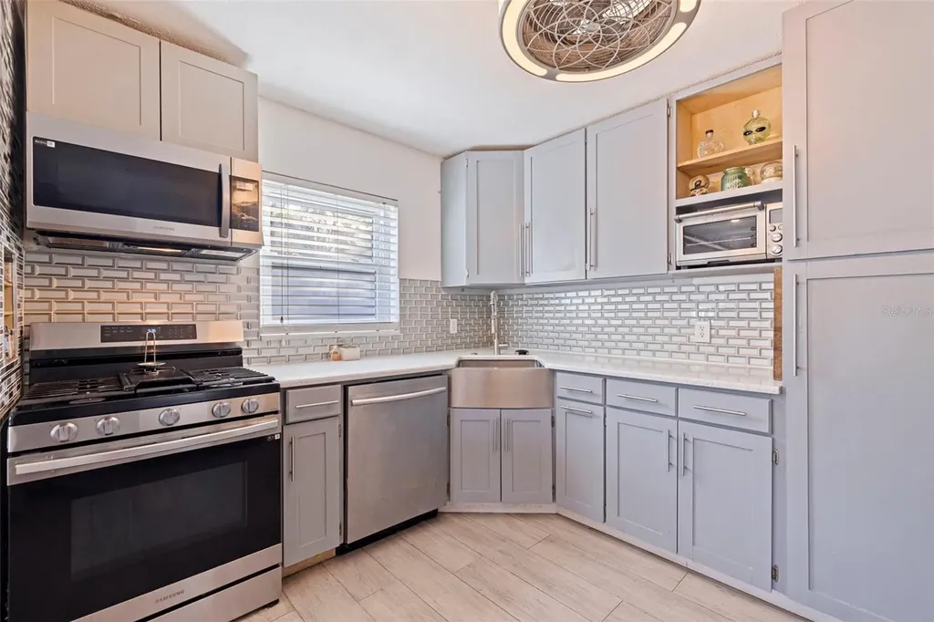 5322 25th Avenue S Gulfport FL 33707