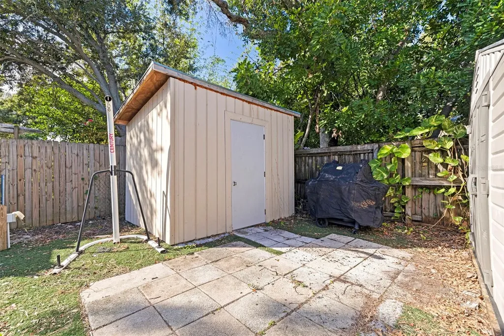 5322 25th Avenue S Gulfport FL 33707