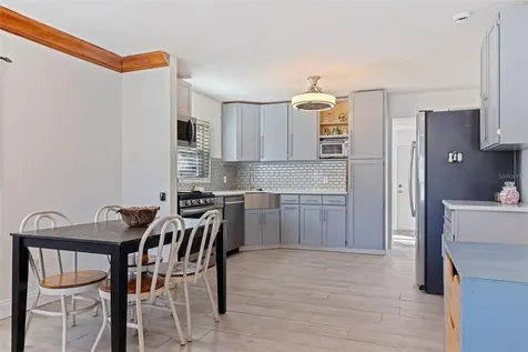 5322 25th Avenue S Gulfport FL 33707