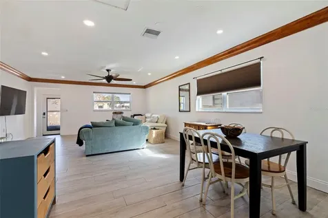 5322 25th Avenue S Gulfport FL 33707
