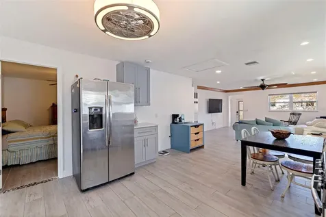 5322 25th Avenue S Gulfport FL 33707