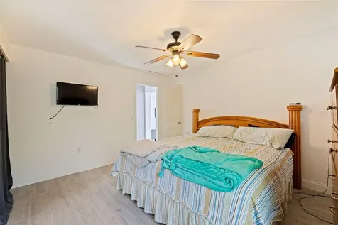 5322 25th Avenue S Gulfport FL 33707