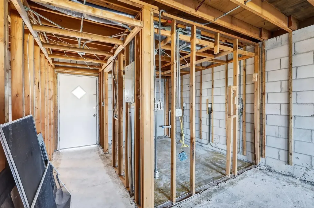 4149 Lake Bayshore Drive Bradenton FL 34205