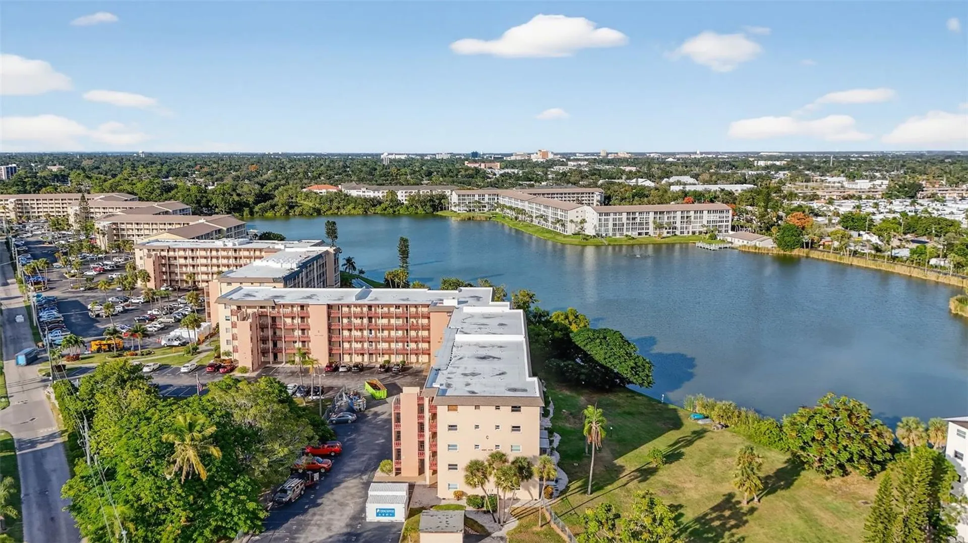 4149 Lake Bayshore Drive Bradenton FL 34205