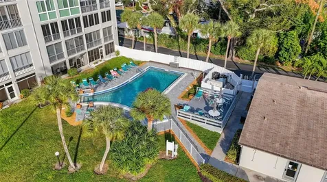 4149 Lake Bayshore Drive Bradenton FL 34205