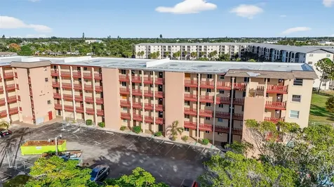 4149 Lake Bayshore Drive Bradenton FL 34205