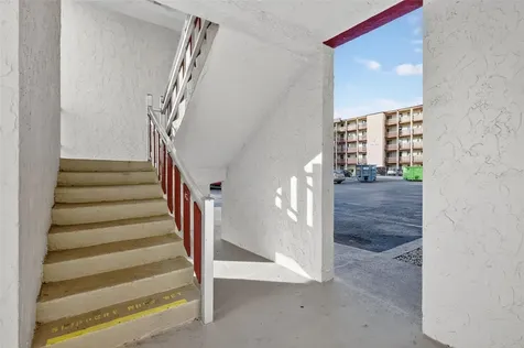 4149 Lake Bayshore Drive Bradenton FL 34205