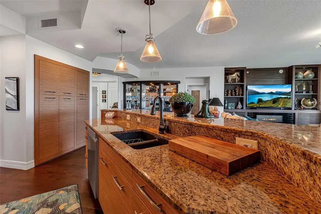 385 N Point Road Osprey FL 34229