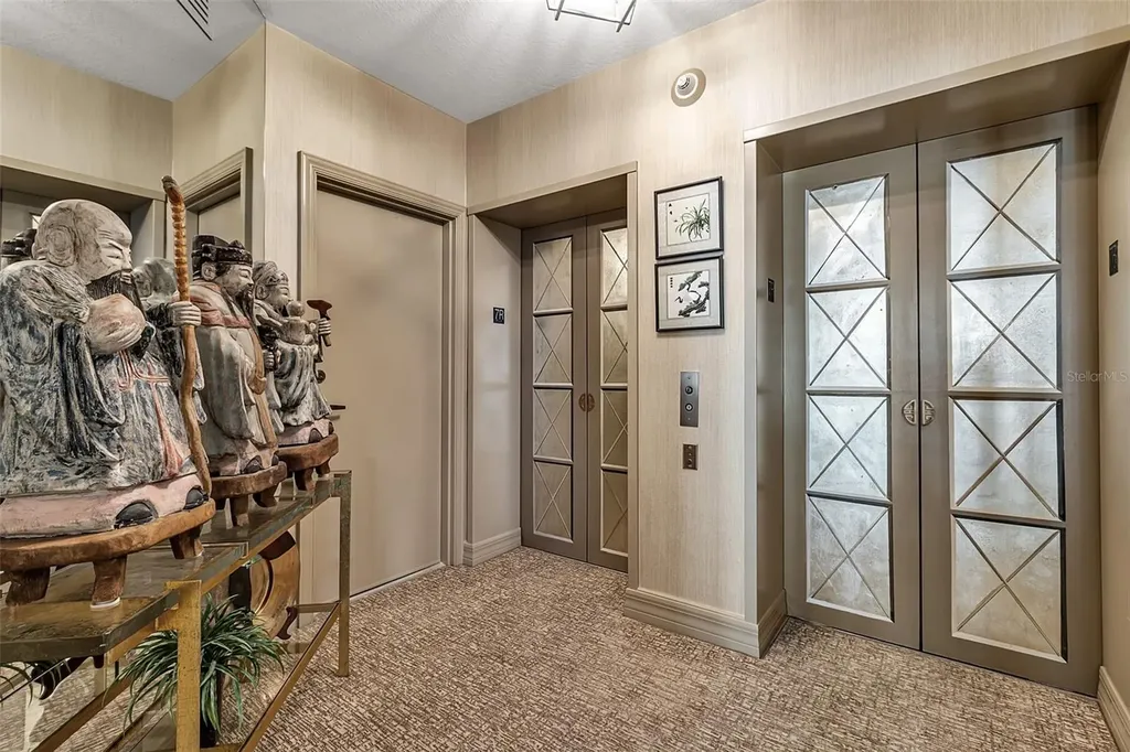 385 N Point Road Osprey FL 34229