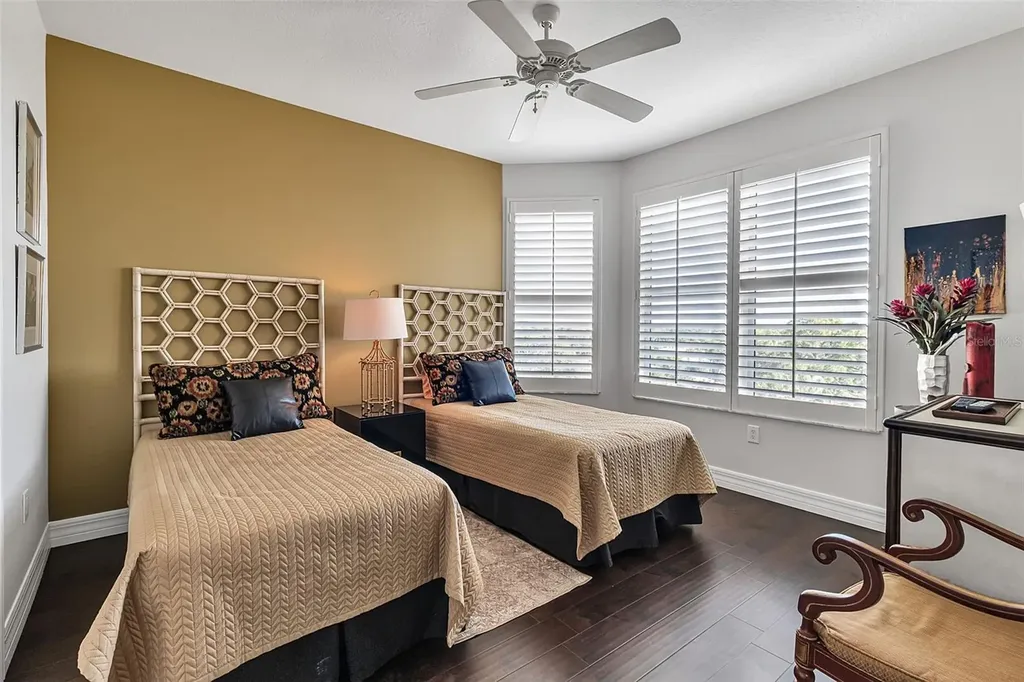 385 N Point Road Osprey FL 34229