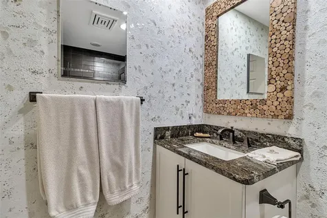 385 N Point Road Osprey FL 34229