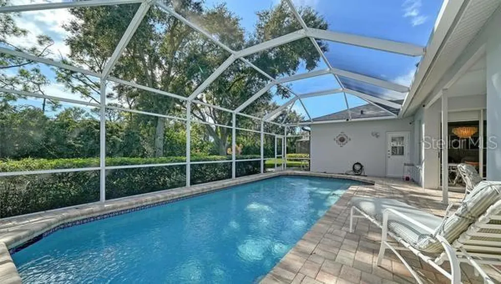 9528 Hawksmoor Lane Sarasota FL 34238
