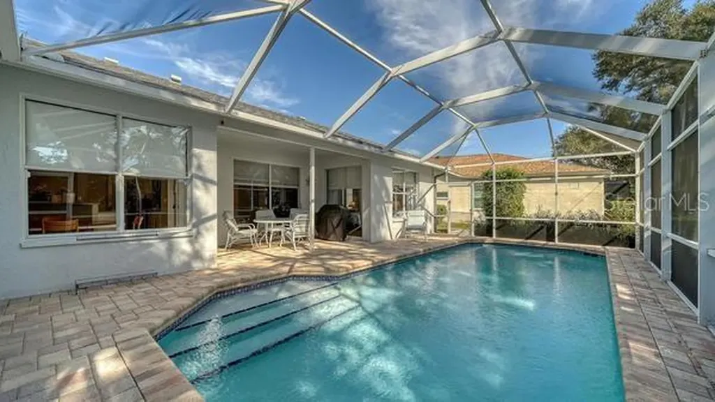 9528 Hawksmoor Lane Sarasota FL 34238