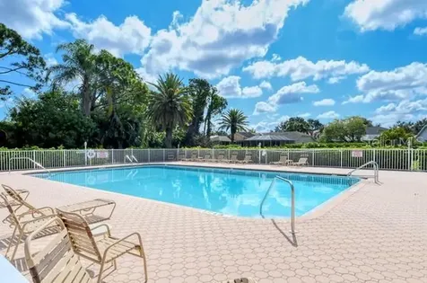 9528 Hawksmoor Lane Sarasota FL 34238