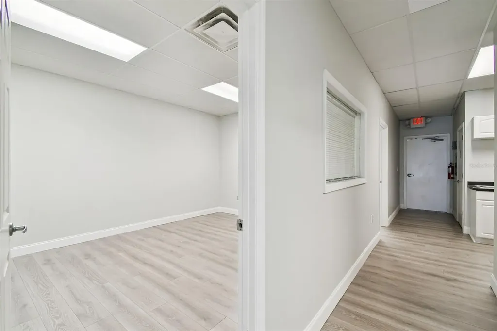 5404 Hoover Boulevard Tampa FL 33634