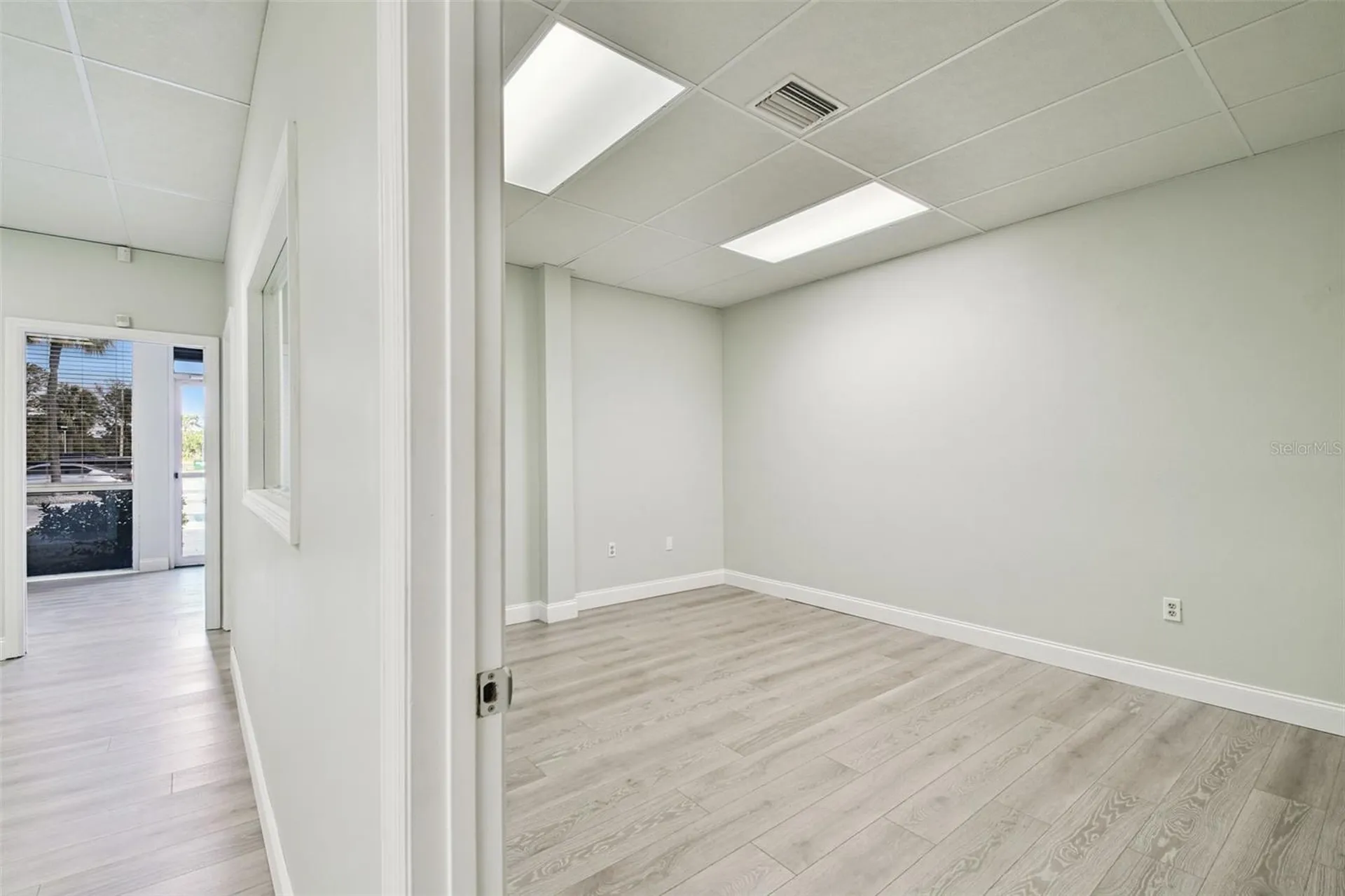 5404 Hoover Boulevard Tampa FL 33634