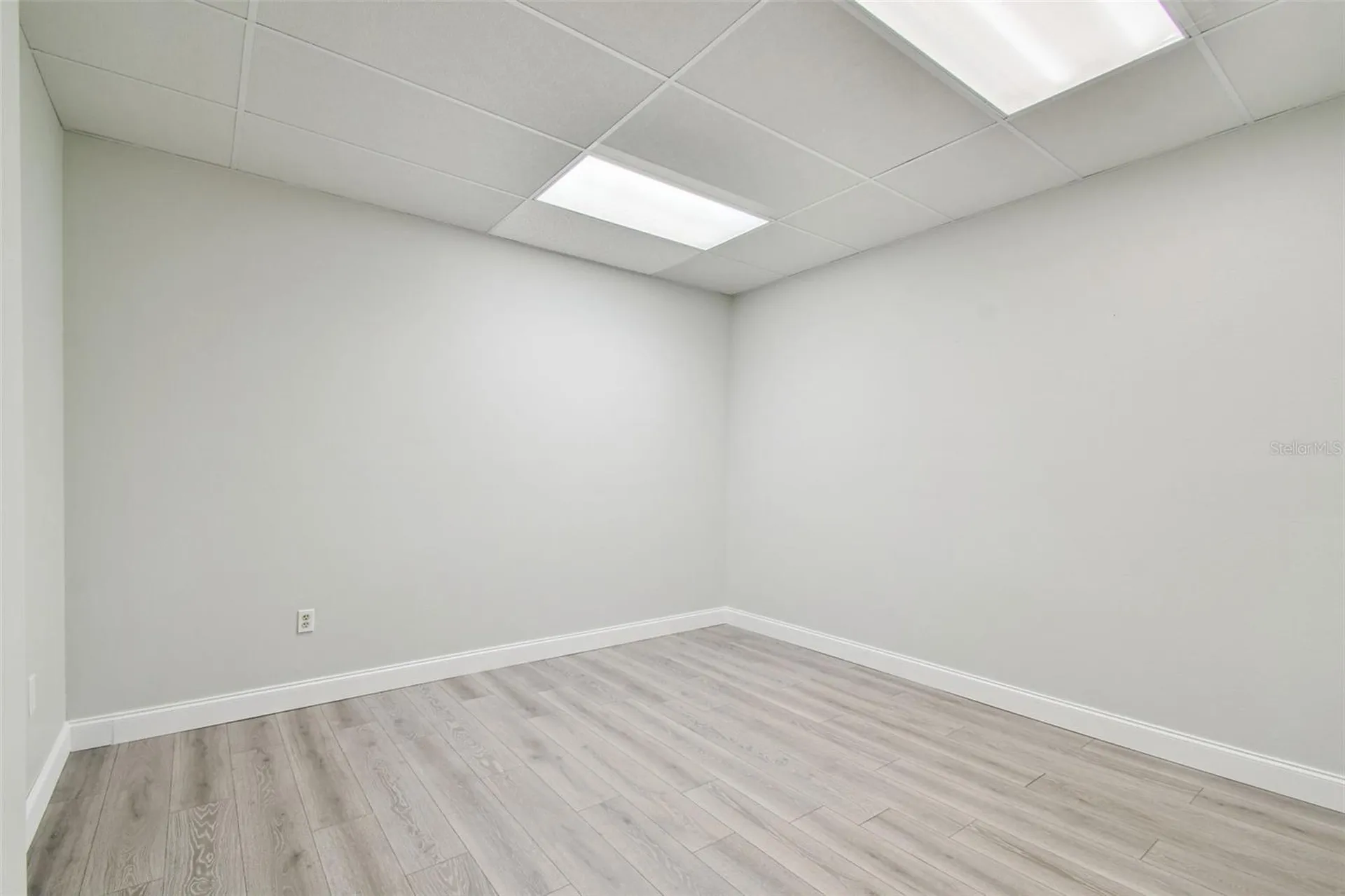 5404 Hoover Boulevard Tampa FL 33634