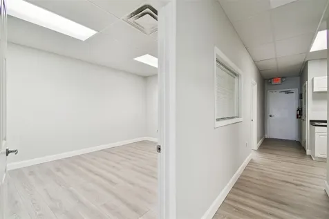 5404 Hoover Boulevard Tampa FL 33634