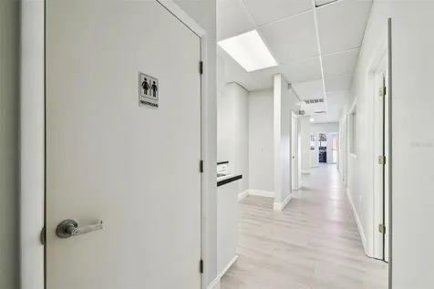 5404 Hoover Boulevard Tampa FL 33634