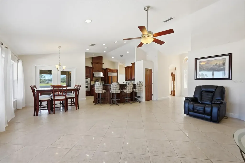 2021 Massachusetts Avenue Orange City FL 32763