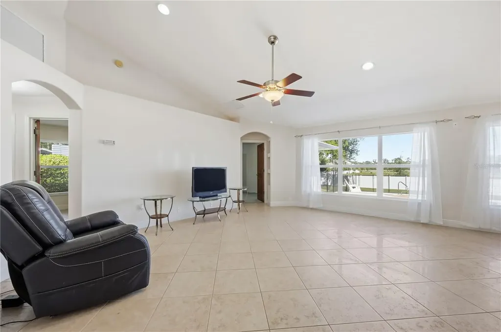 2021 Massachusetts Avenue Orange City FL 32763