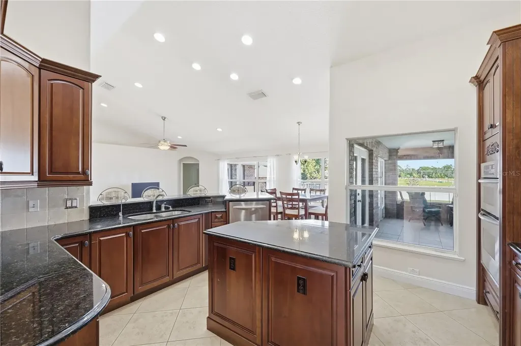 2021 Massachusetts Avenue Orange City FL 32763