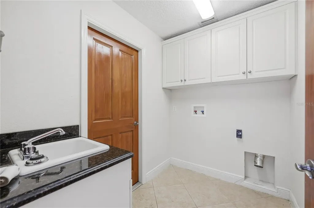 2021 Massachusetts Avenue Orange City FL 32763