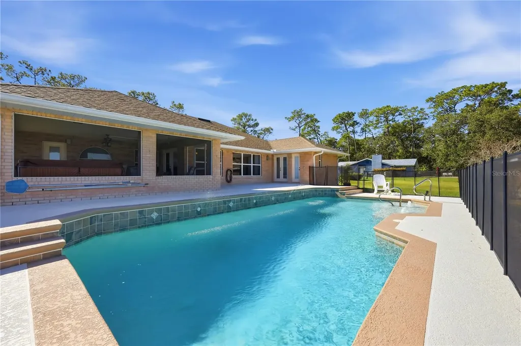 2021 Massachusetts Avenue Orange City FL 32763