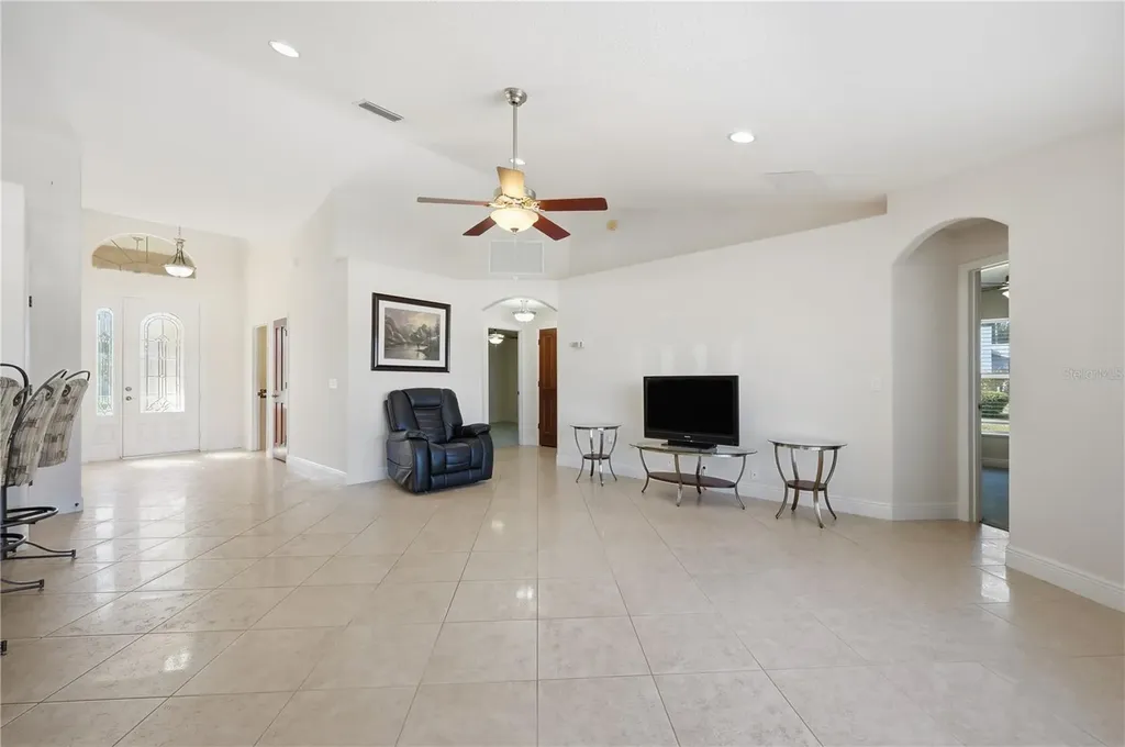 2021 Massachusetts Avenue Orange City FL 32763