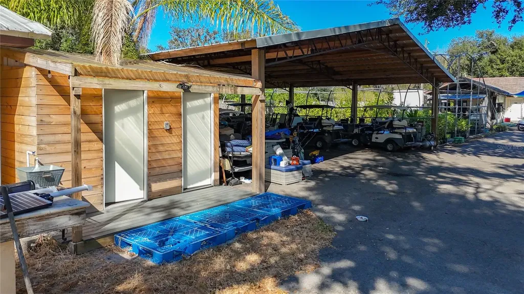 21552 E State Road 64 Bradenton FL 34212
