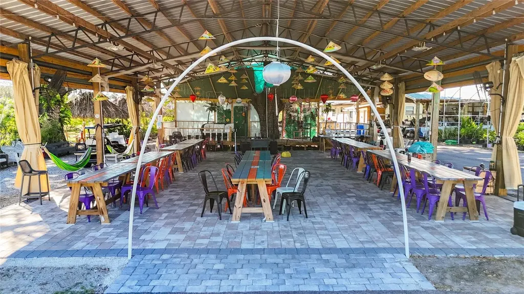 21552 E State Road 64 Bradenton FL 34212